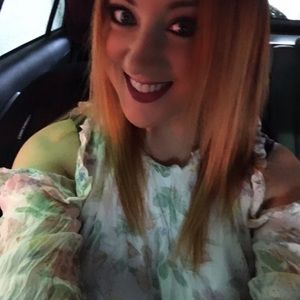 Meet your Posher, Cara